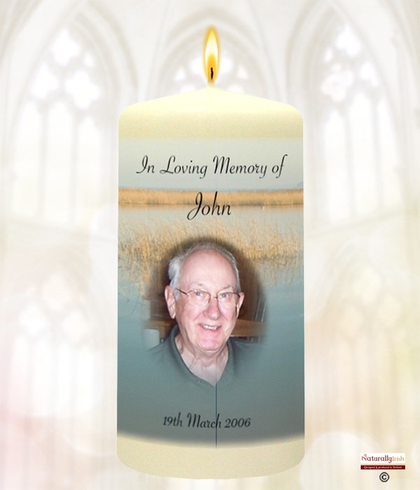 Lake & Photo Remembrance Favour (Ivory/White)