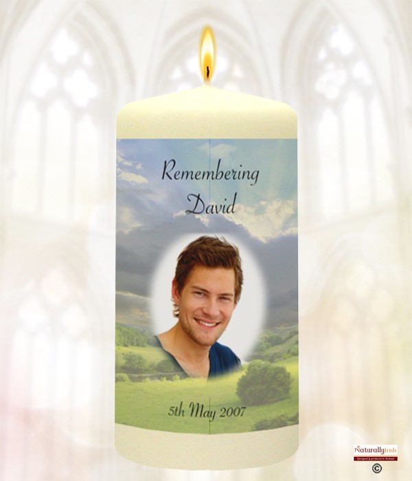 Meadow & Photo Remembrance Favour (Ivory/White)