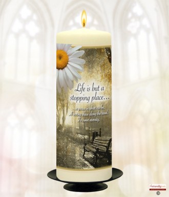 Resting Bench and Daisy Memorial Candle (white/ivory)
