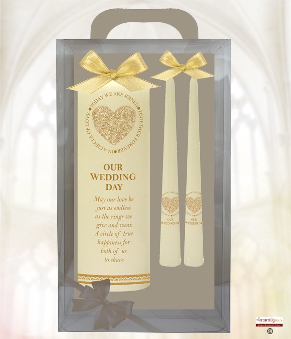 Circle of Love Gold Wedding Candles